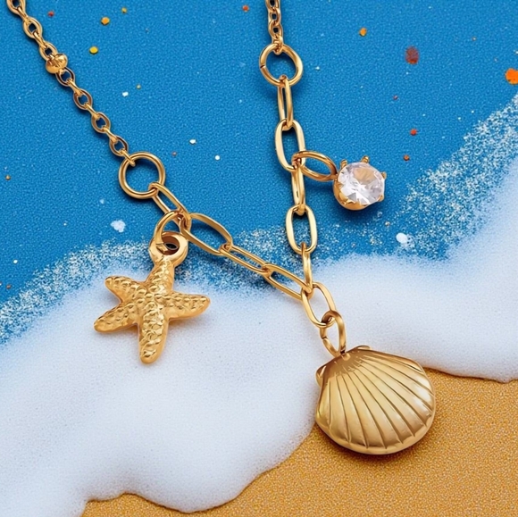 🆕️Coastal Charm Seashell Starfish Necklace 18K Gold Plated 316L Stainless Steel - Picture 1 of 12